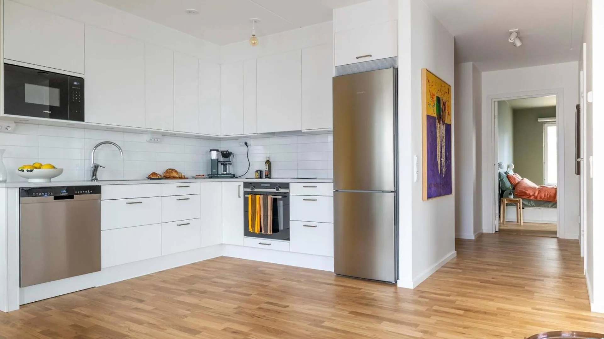 Arty Design Stay | Sunny Balcony | Close To Ocean Malmö